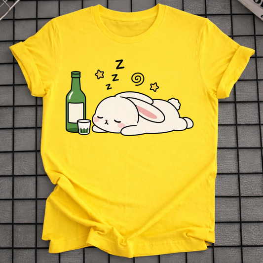 SLEEPY SOJU BUNNY T-SHIRT