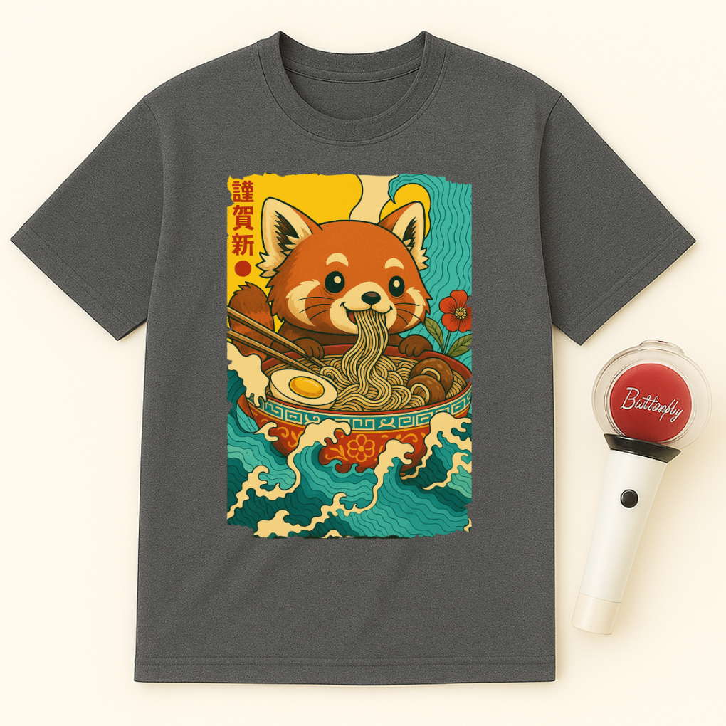 RED PANDA EATING RAMEN UNISEX T-SHIRT