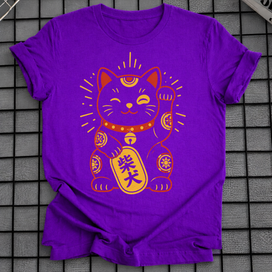 LUCKY MANEKI NEKO T-SHIRT