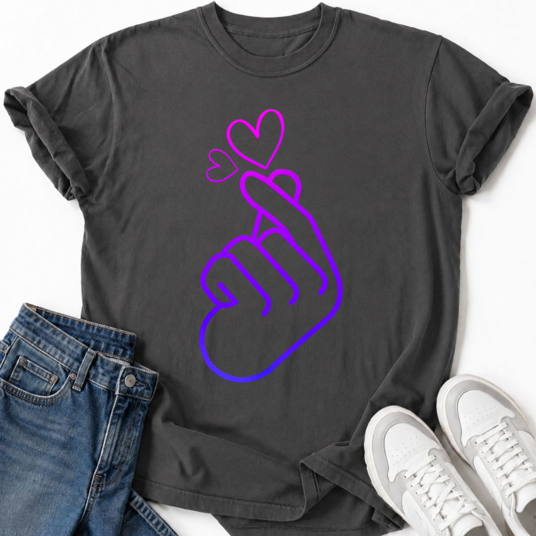 PURPLE FINGER HEART T-SHIRT