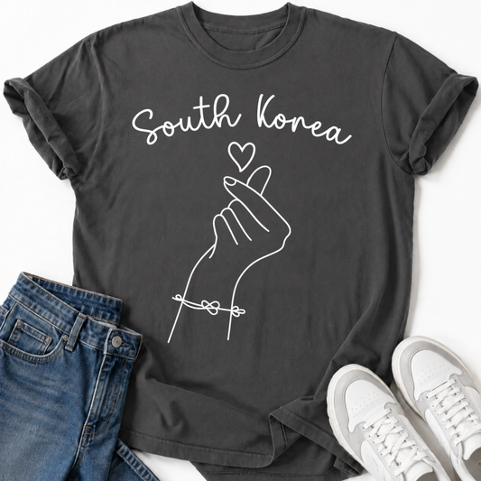 SOUTH KOREA FINGER HEART T-SHIRT