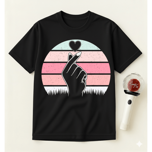 RETRO K-POP HEART T-SHIRT