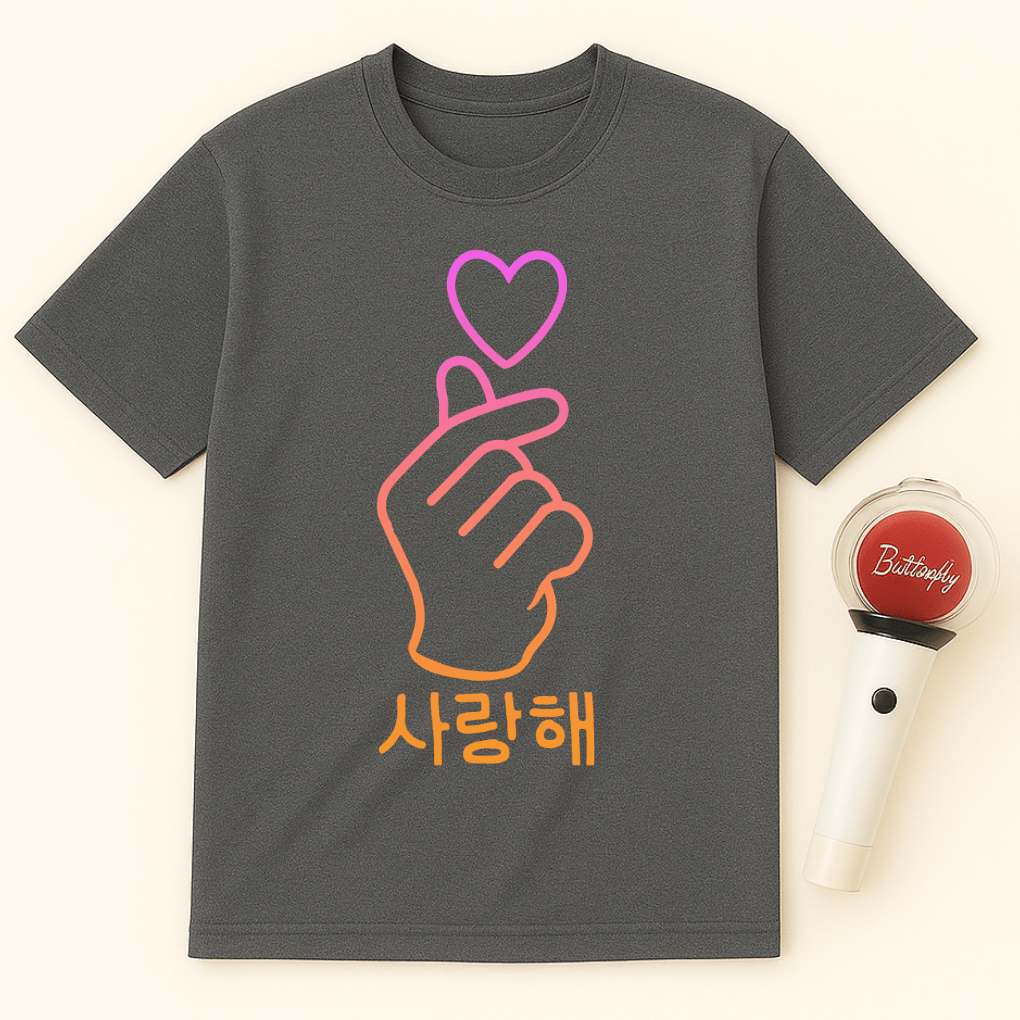 FINGER HEART SARANGHAE UNISEX T-SHIRT