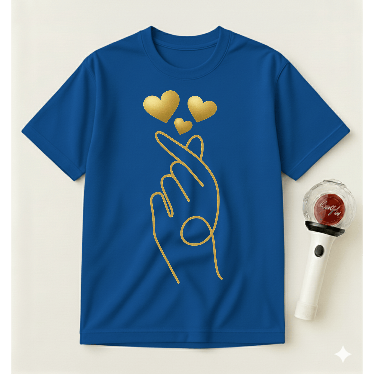 GOLD FINGER HEART T-SHIRT