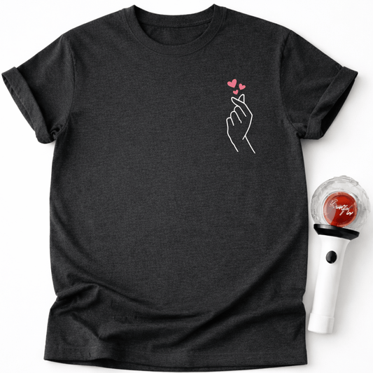 MINIMAL KOREAN HEART T-SHIRT