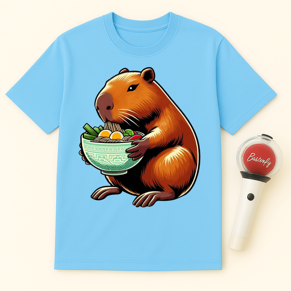 CAPYBARA EATING RAMEN NOODLES UNISEX T-SHIRT