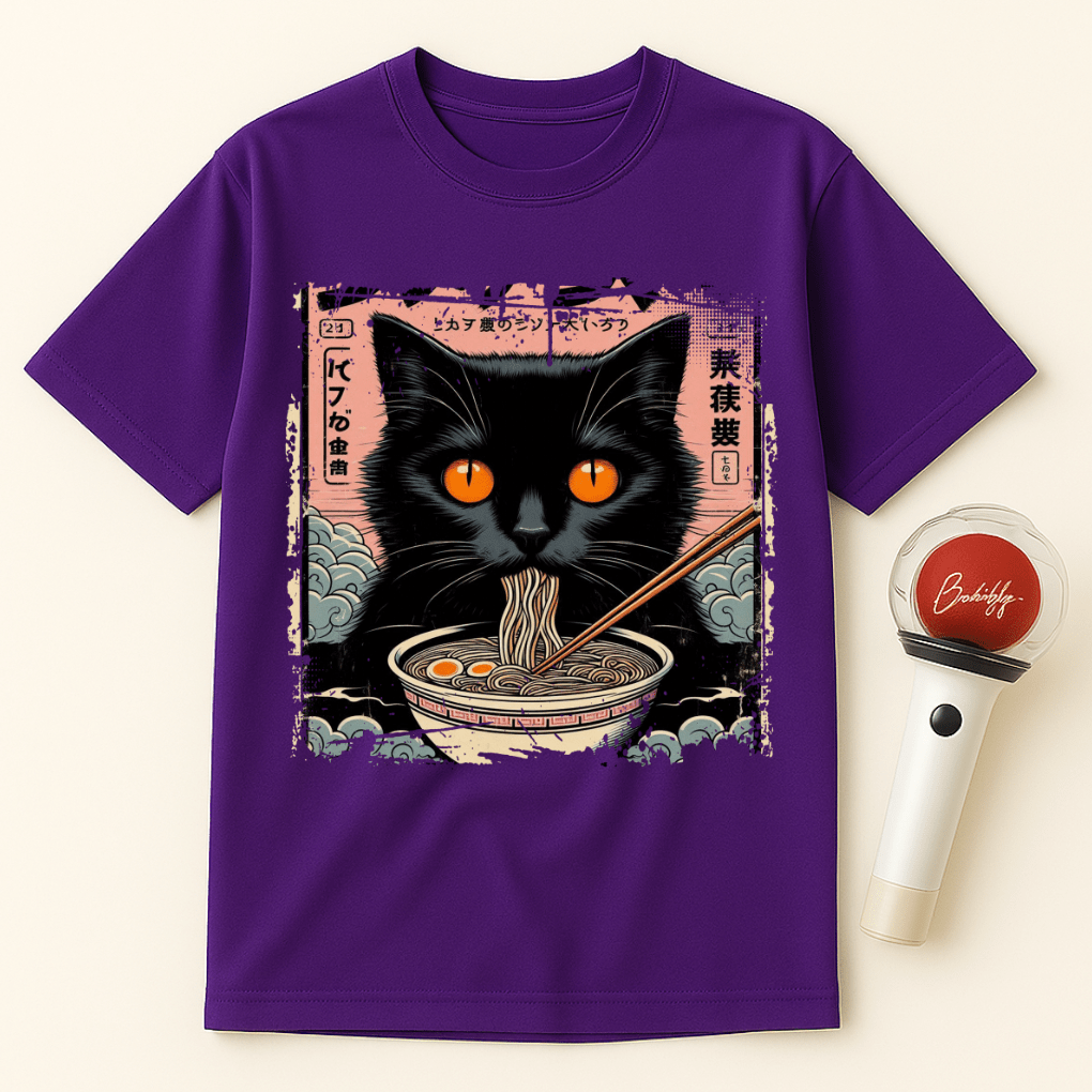 BLACK CAT EATS RAMEN JAPANESE UNISEX T-SHIRT