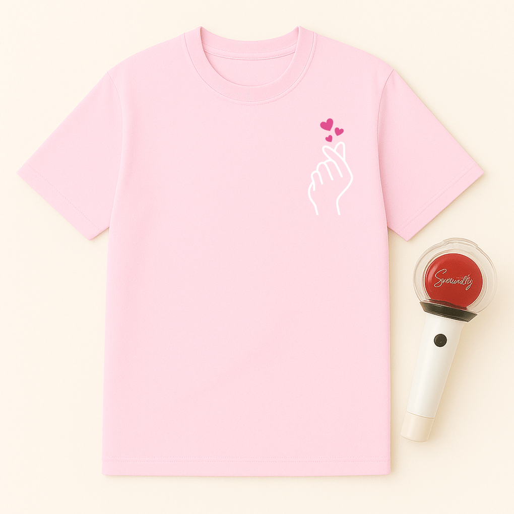 MINIMAL FINGER HEART UNISEX T-SHIRT