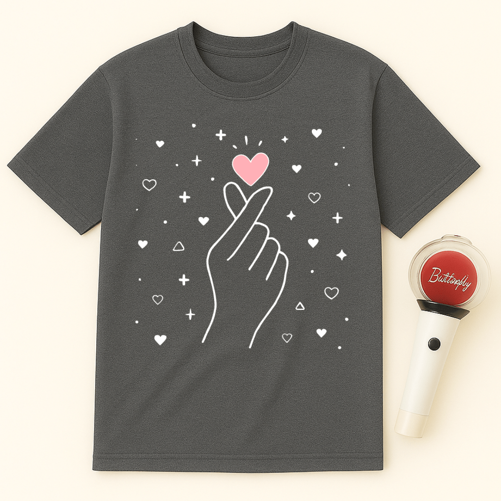 FINGER HEART MINIMALIST UNISEX T-SHIRT