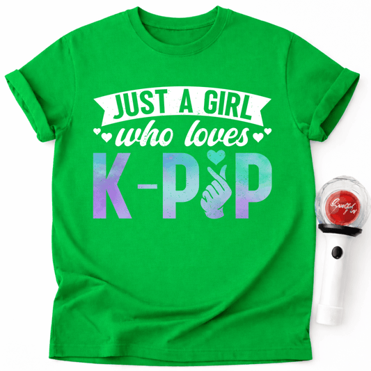 K-POP GIRL FINGER HEART T-SHIRT
