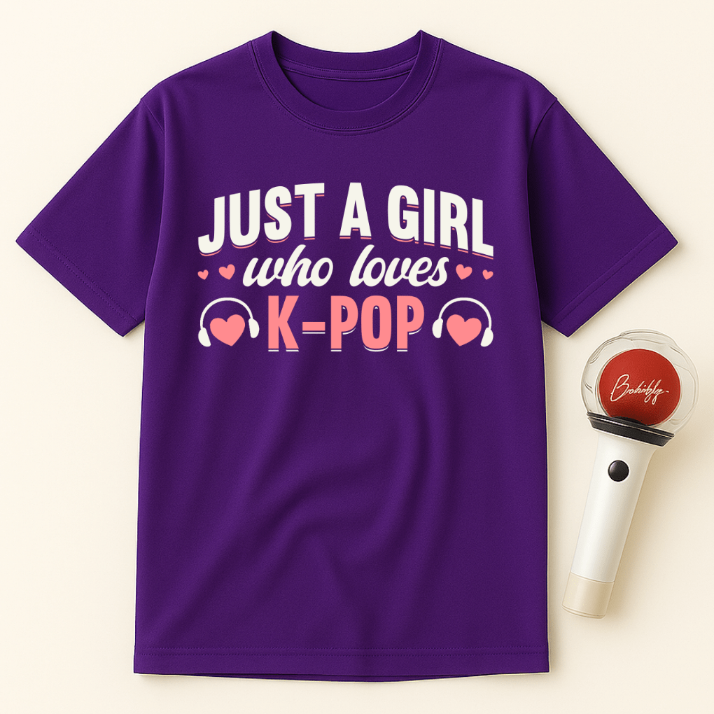 JUST A GIRL WHO LOVES K-POP UNISEX T-SHIRT