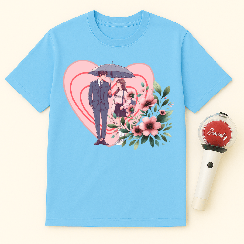 K-DRAMA COUPLE UNDER UMBRELLA UNISEX T-SHIRT