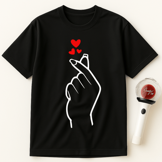 MINIMALIST FINGER HEART UNISEX T-SHIRT
