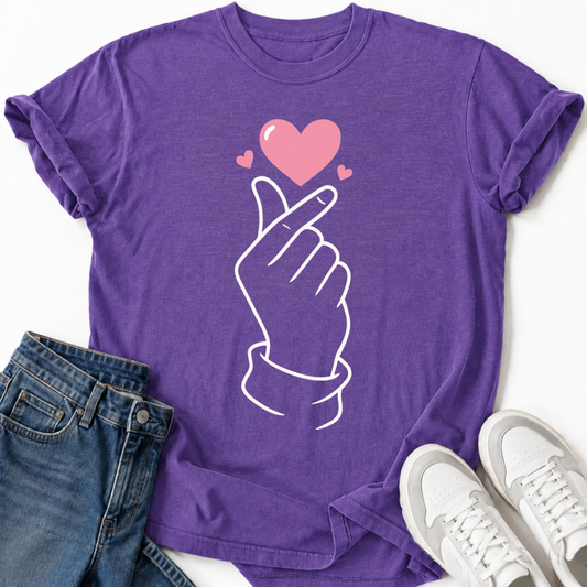FINGER HEART T-SHIRT