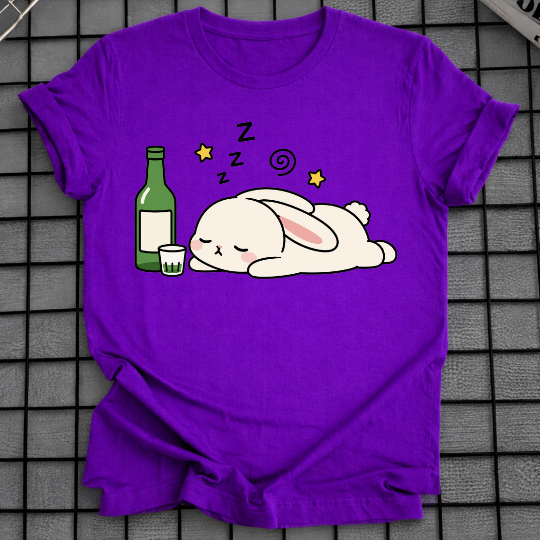 SLEEPY SOJU BUNNY T-SHIRT