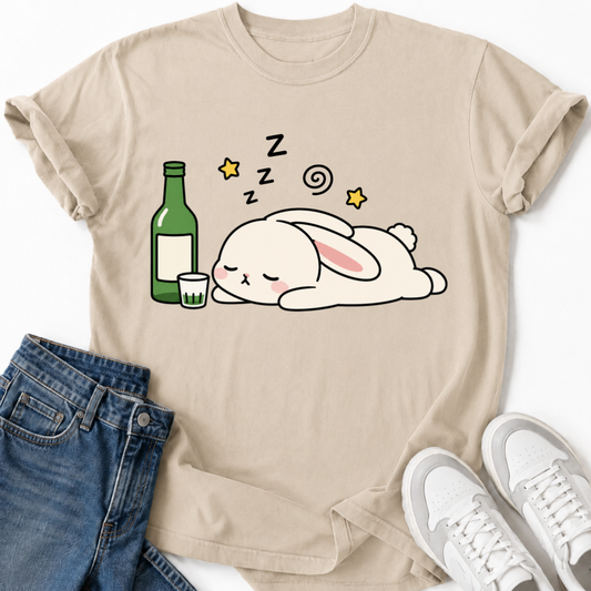 SLEEPY SOJU BUNNY T-SHIRT