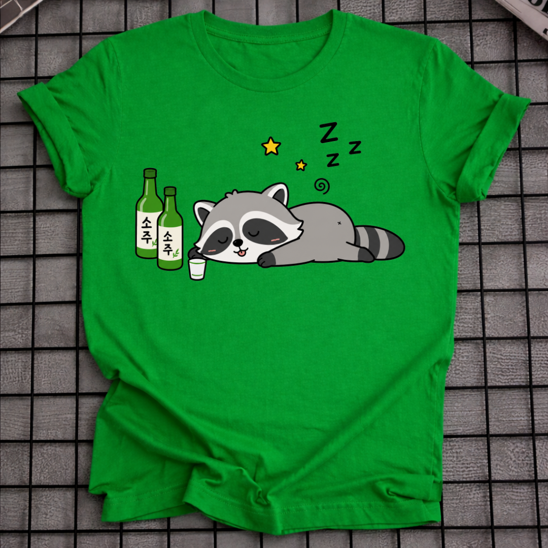 SLEEPING RACCOON SOJU T-SHIRT