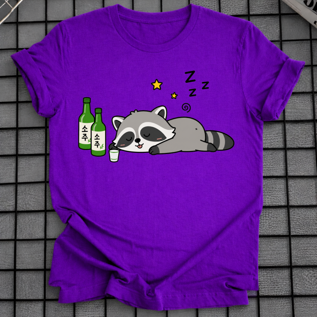 SLEEPING RACCOON SOJU T-SHIRT