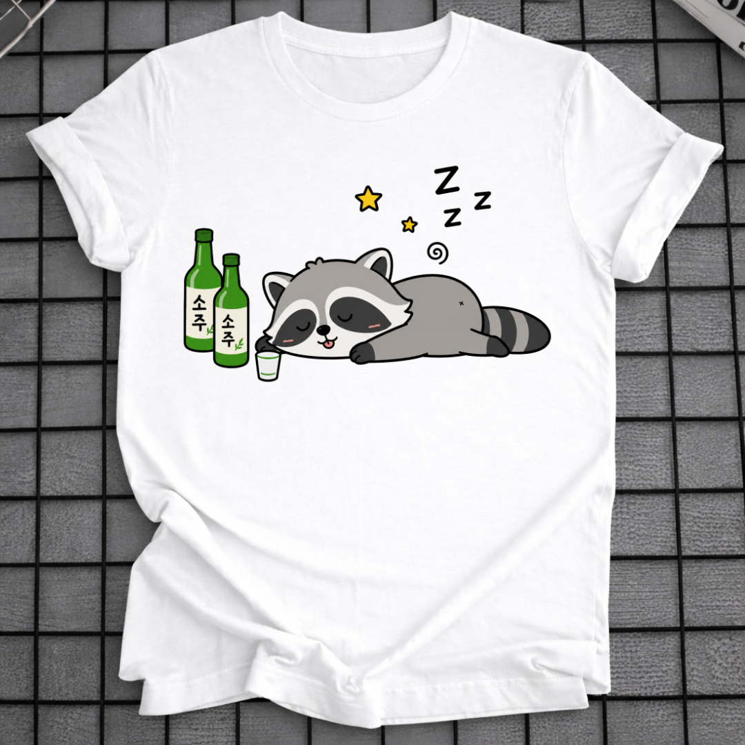 SLEEPING RACCOON SOJU T-SHIRT