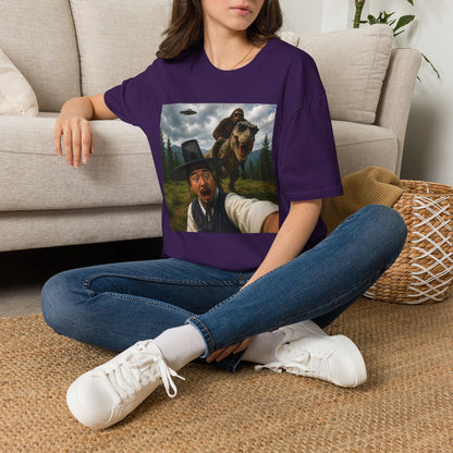 Funny Bigfoot Selfie T-Shirt — UFO, T-Rex & Sasquatch Wilderness Tee