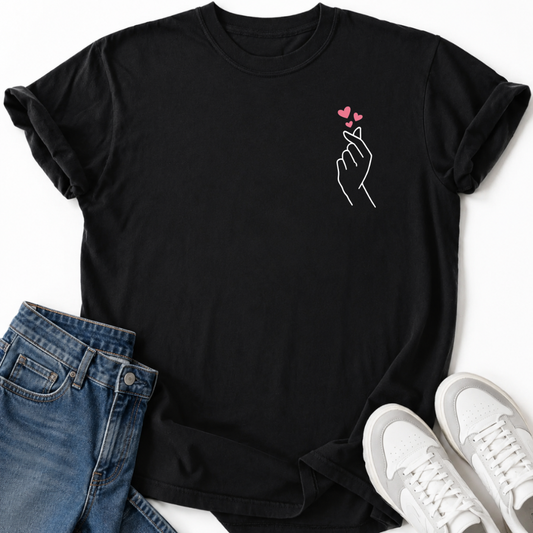 MINIMALISTISCHES KOREANISCHES HERZ T-SHIRT