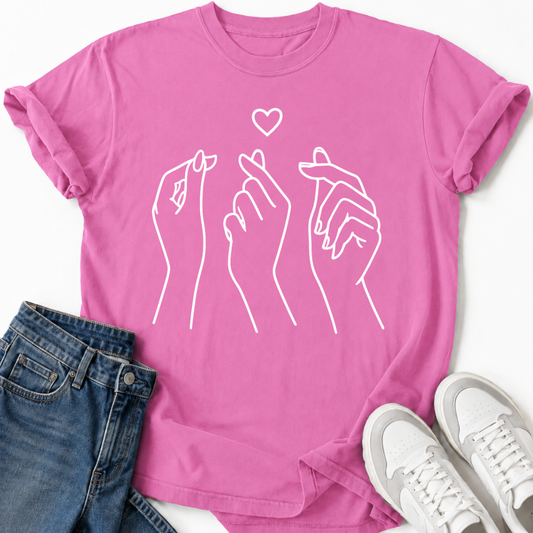 MINIMALISTISCHES KOREANISCHES HERZ T-SHIRT