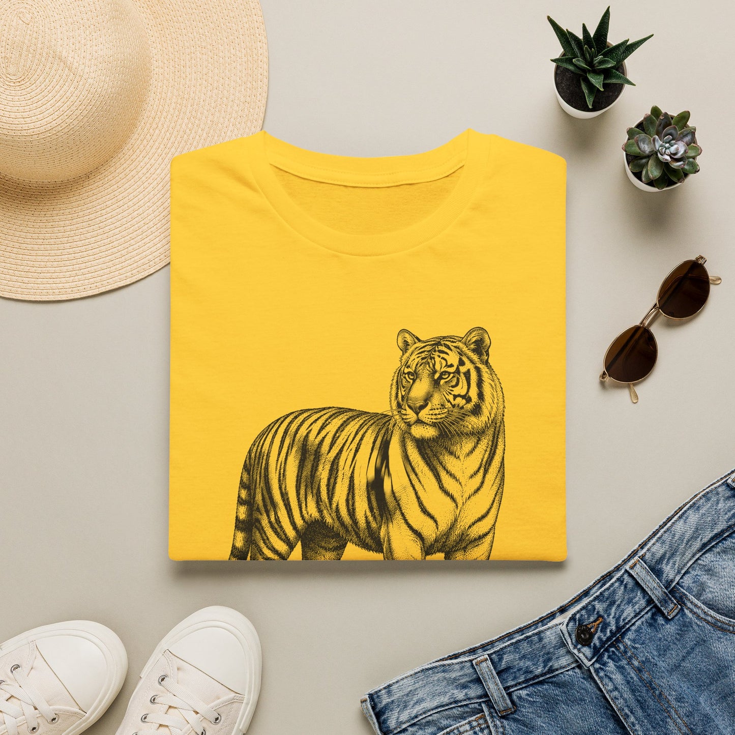 Tiger Sketch T‑Shirt with Korean '호랑이' Text — Minimalist Wildlife Tee