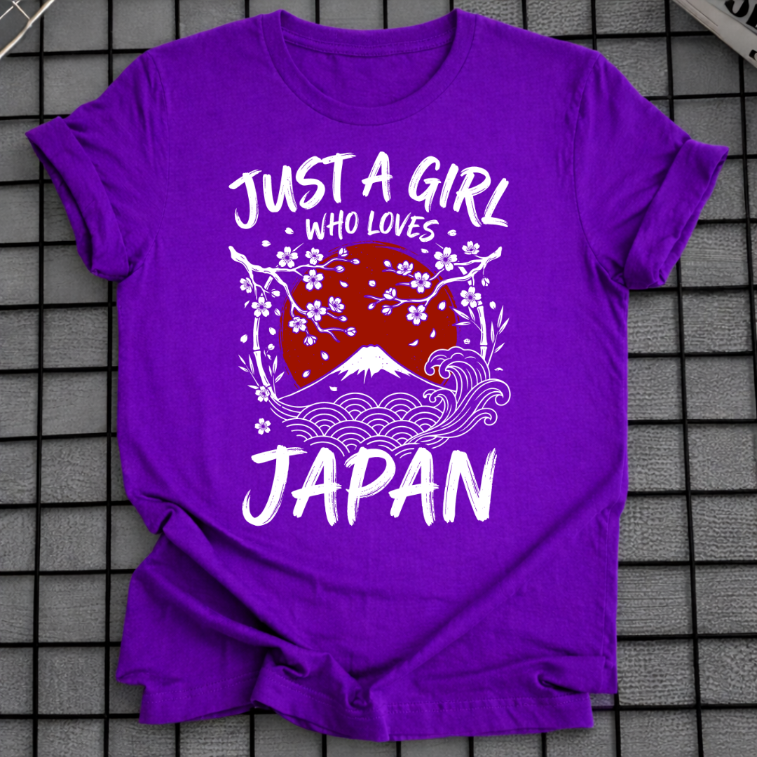 JUST A GIRL WHO LOVES JAPAN T-SHIRT
