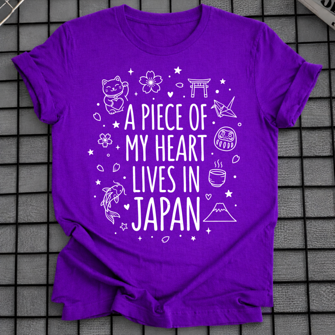 MY HEART LIVES IN JAPAN T-SHIRT