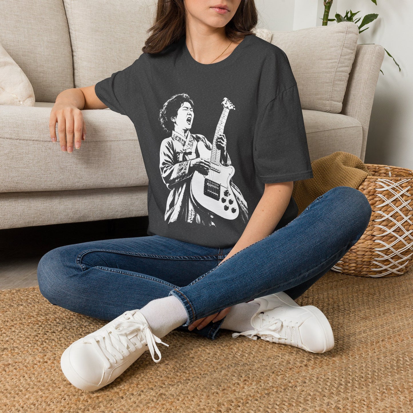 T-Shirt — Vintage Rock Guitarist Graphic Tee