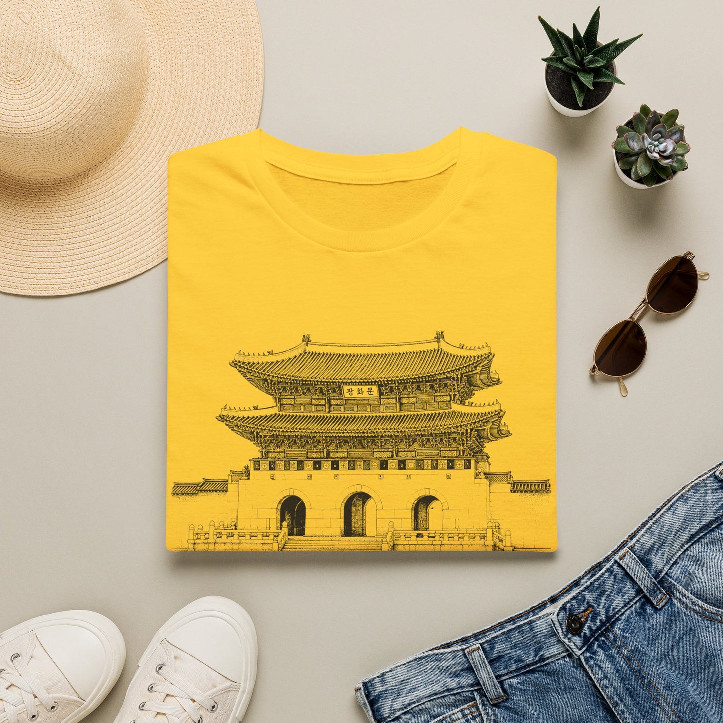 Gyeongbokgung Palace T‑Shirt — Korean Landmark Architectural Sketch Tee