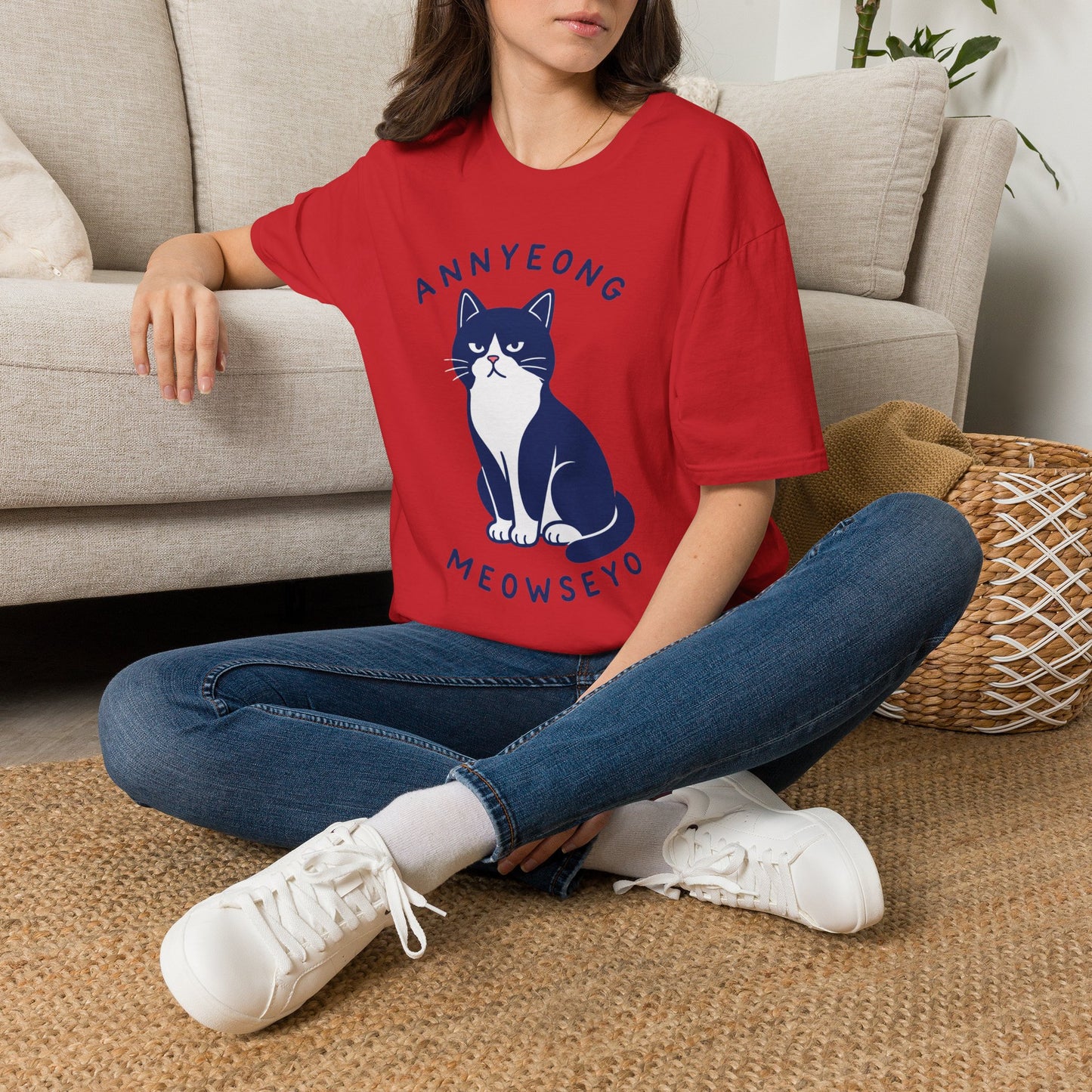 Annyeong Cat T-Shirt — Cute Korean Greeting Cat Graphic Tee ("Annyeong Meowseyo")