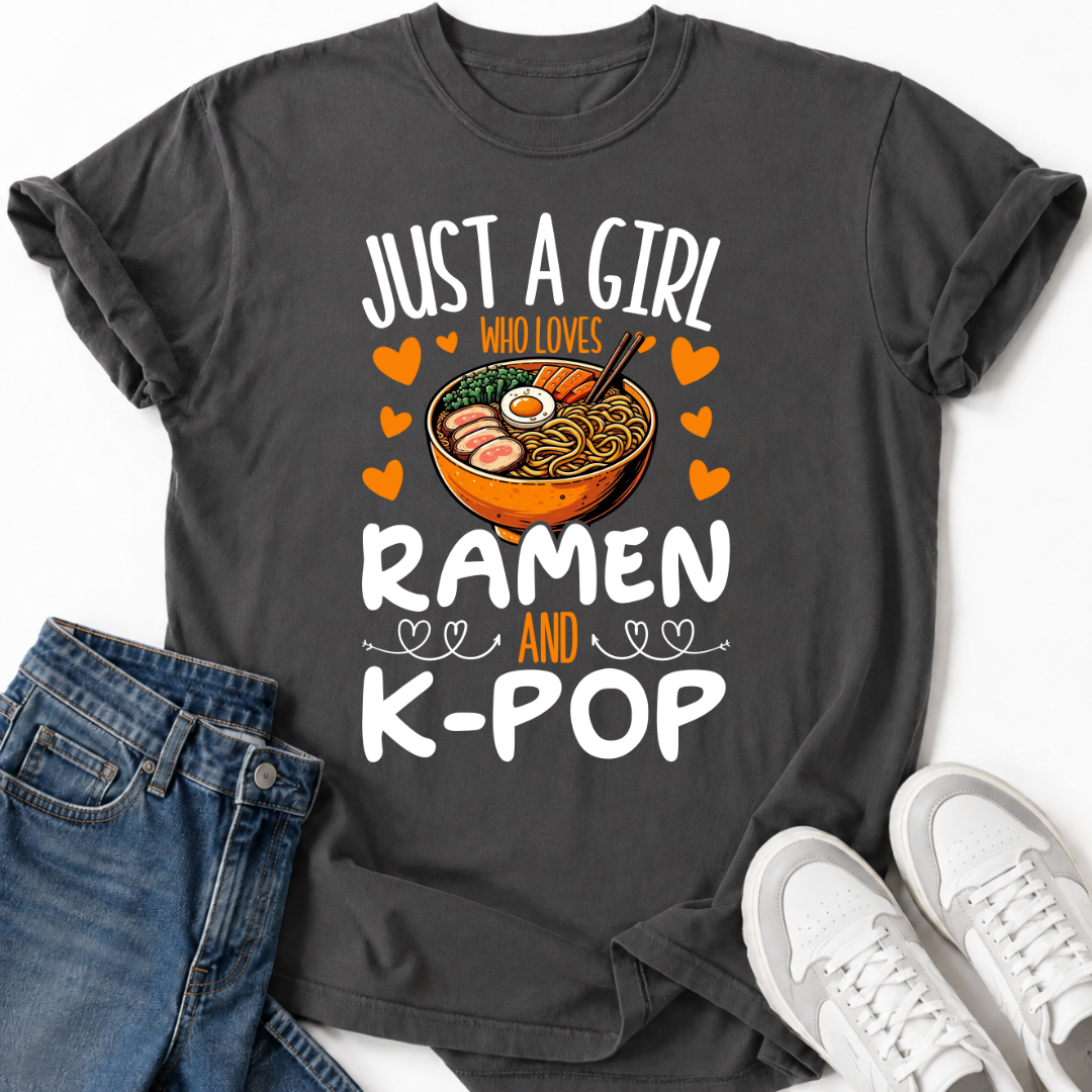 GIRL LOVES RAMEN K-POP T-SHIRT