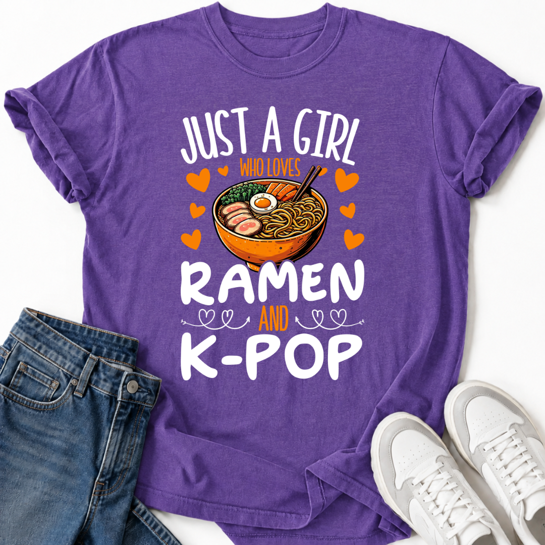 GIRL LOVES RAMEN K-POP T-SHIRT
