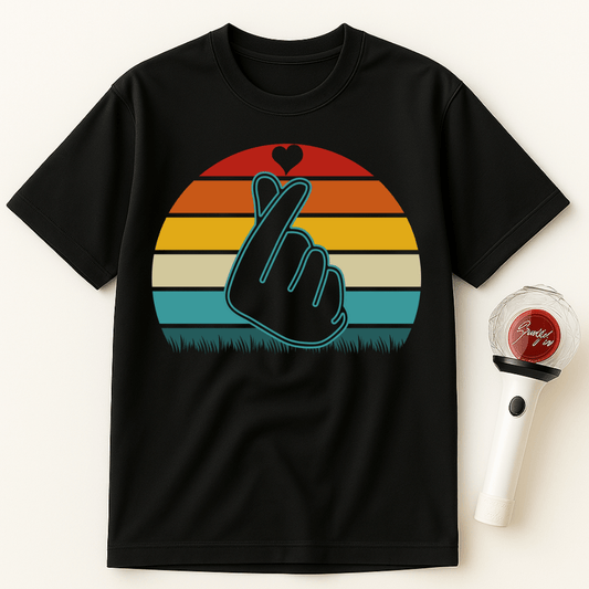 RETRO FINGER HEART K-POP UNISEX T-SHIRT