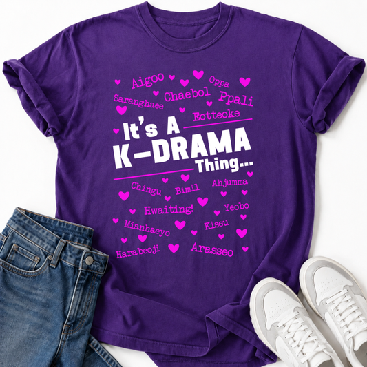 ES IST EIN K-DRAMA-DING T-SHIRT
