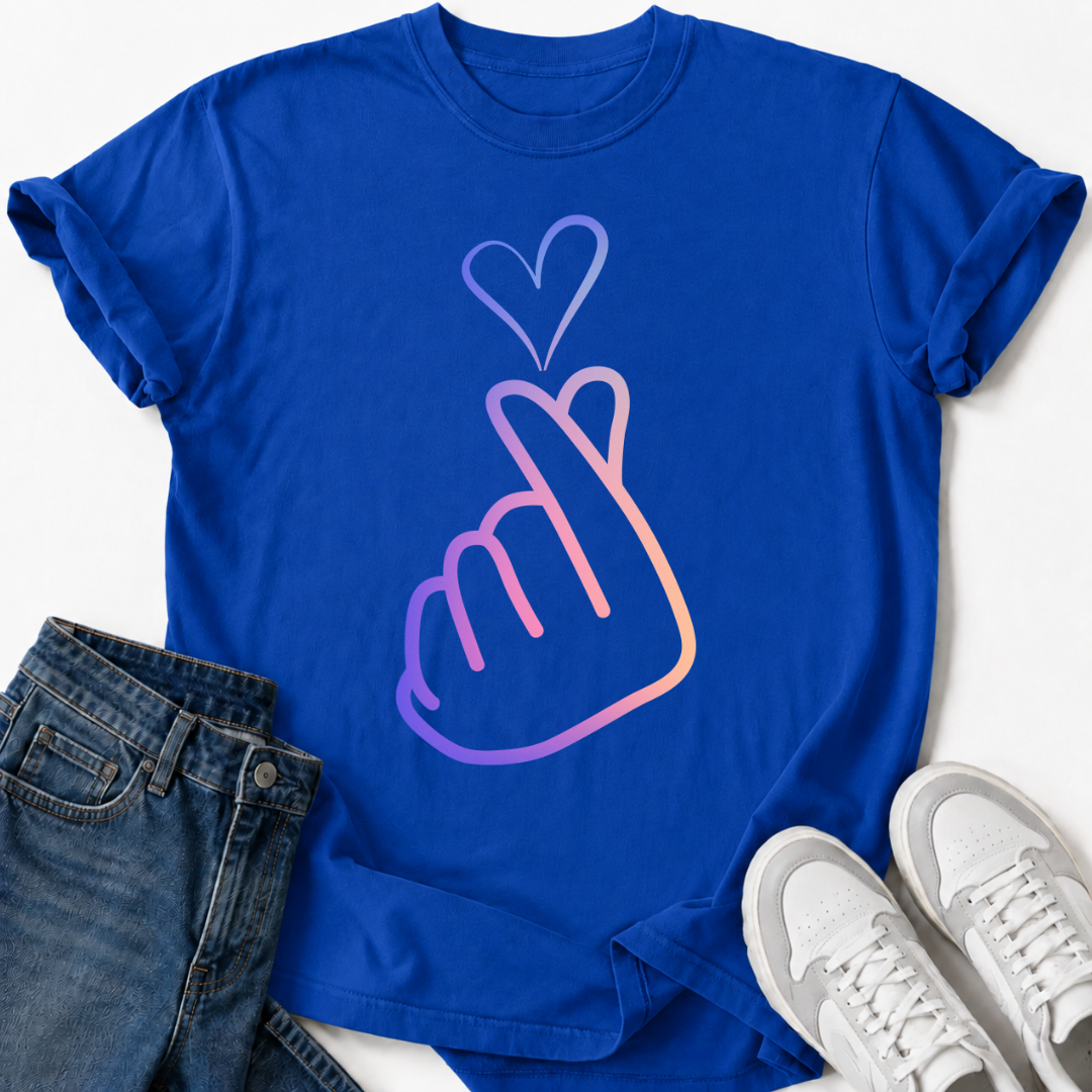 K-POP HAND HEART T-SHIRT