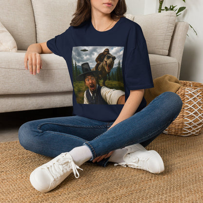 Funny Bigfoot Selfie T-Shirt — UFO, T-Rex & Sasquatch Wilderness Tee