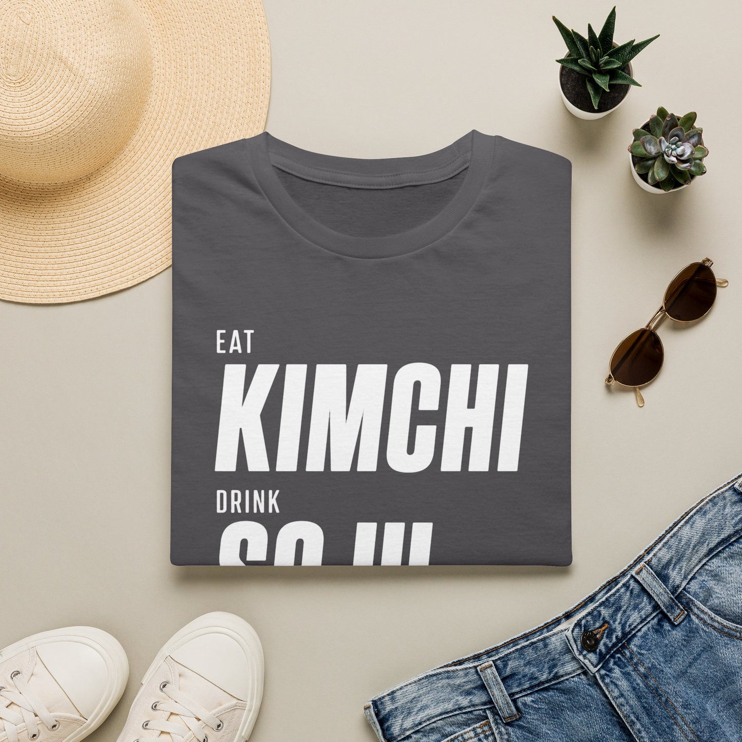 EAT KIMCHI DRINK SOJU LOVE KOREA T-SHIRT