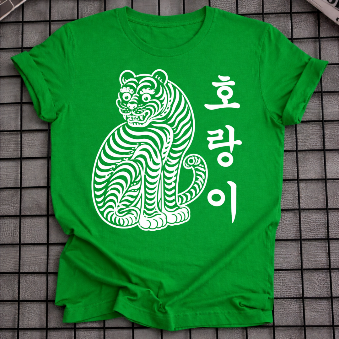 HORANGI TRADITIONAL FOLK ART T-SHIRT