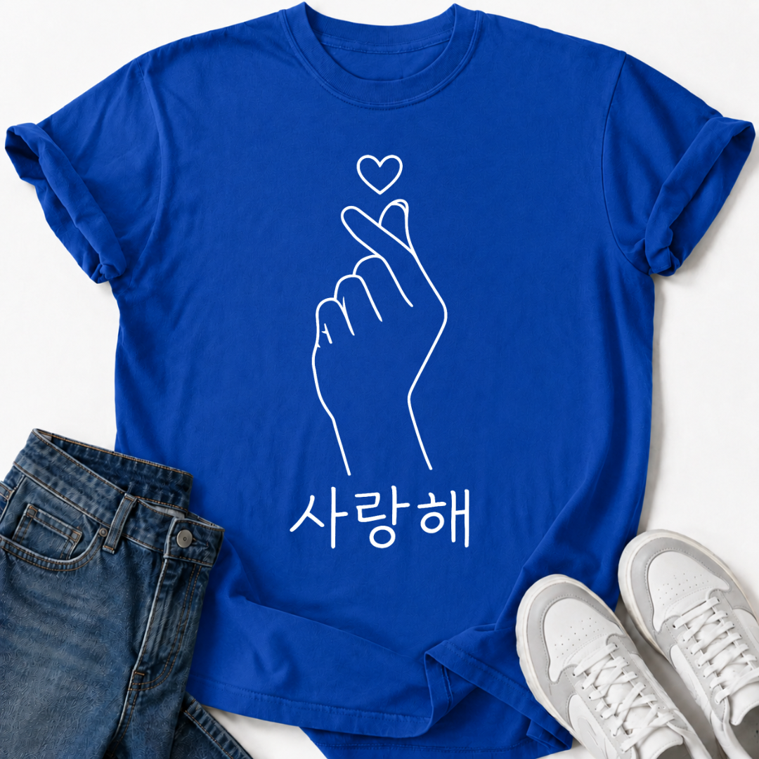 K-POP HEART GESTURE T-SHIRT