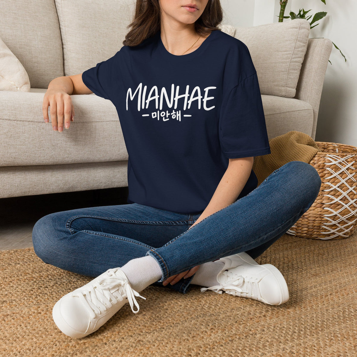Mianhae "미안해" Apology Tee — Korean Phrase Graphic T-Shirt