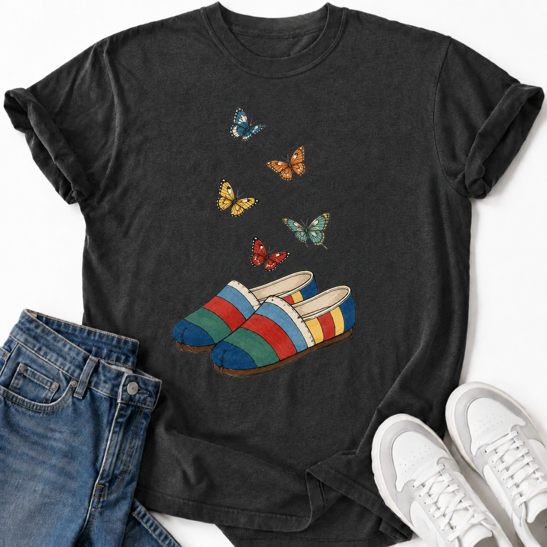 KOREAN HANBOK SHOES T-SHIRT