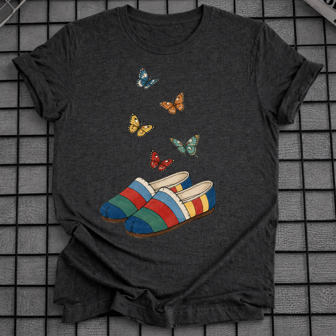 KOREAN HANBOK SHOES T-SHIRT