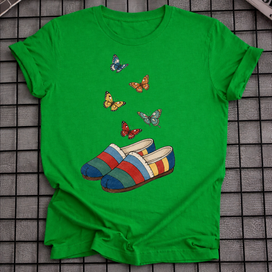 KOREAN HANBOK SHOES T-SHIRT