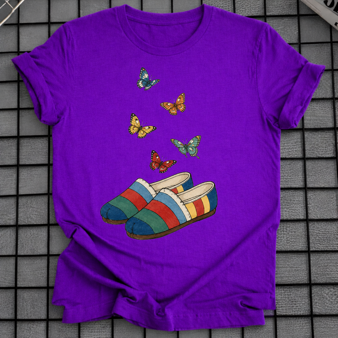 KOREAN HANBOK SHOES T-SHIRT