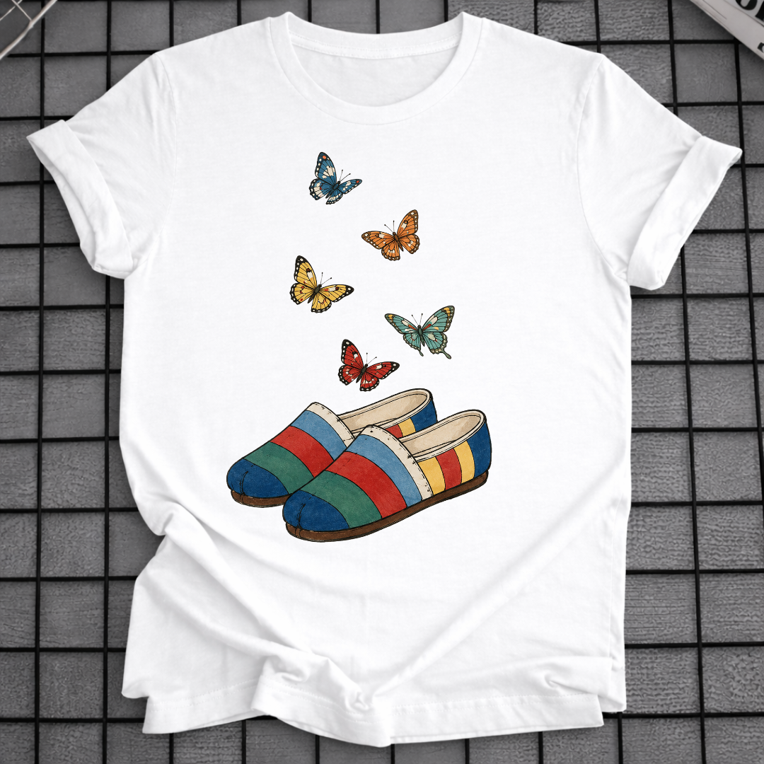 KOREAN HANBOK SHOES T-SHIRT