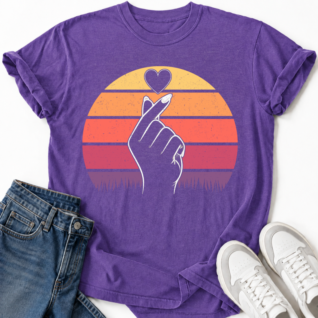 VINTAGE FINGER HEART T-SHIRT