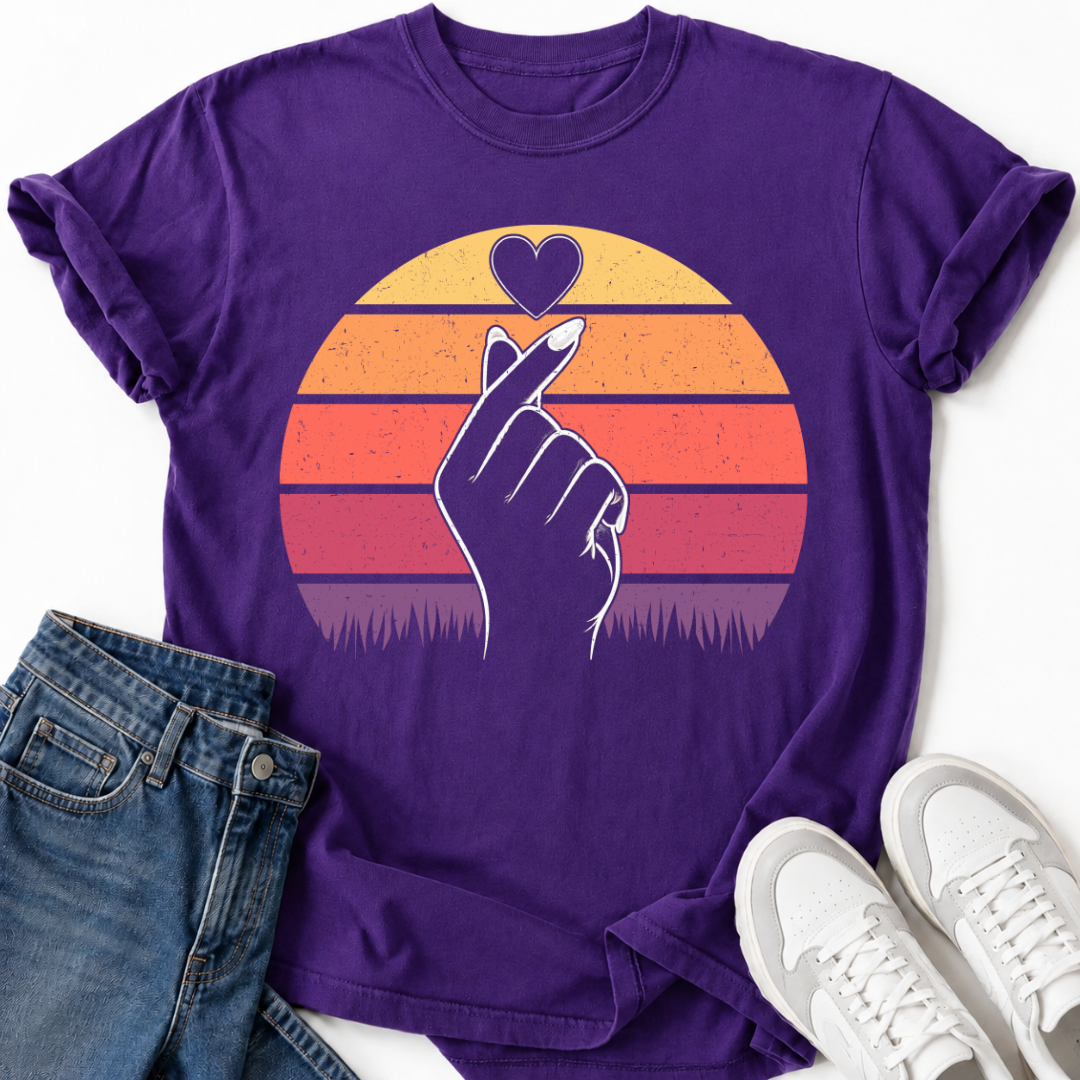 VINTAGE FINGER HEART T-SHIRT