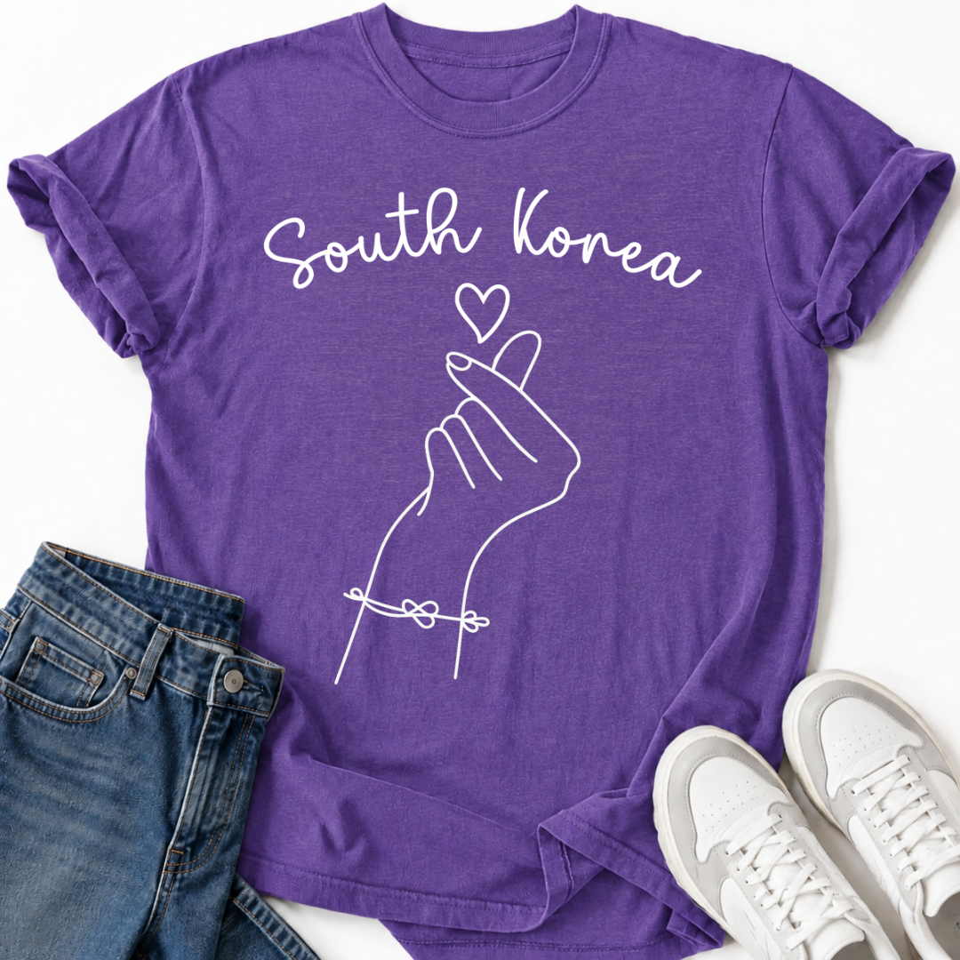 SOUTH KOREA FINGER HEART T-SHIRT